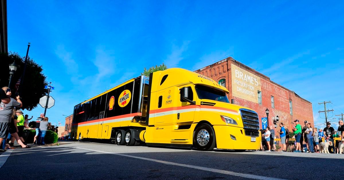 O'reilly Javascript Drivers Window World 450 Race Week Lineup: Hauler Parade, Trackside Live Driver ...